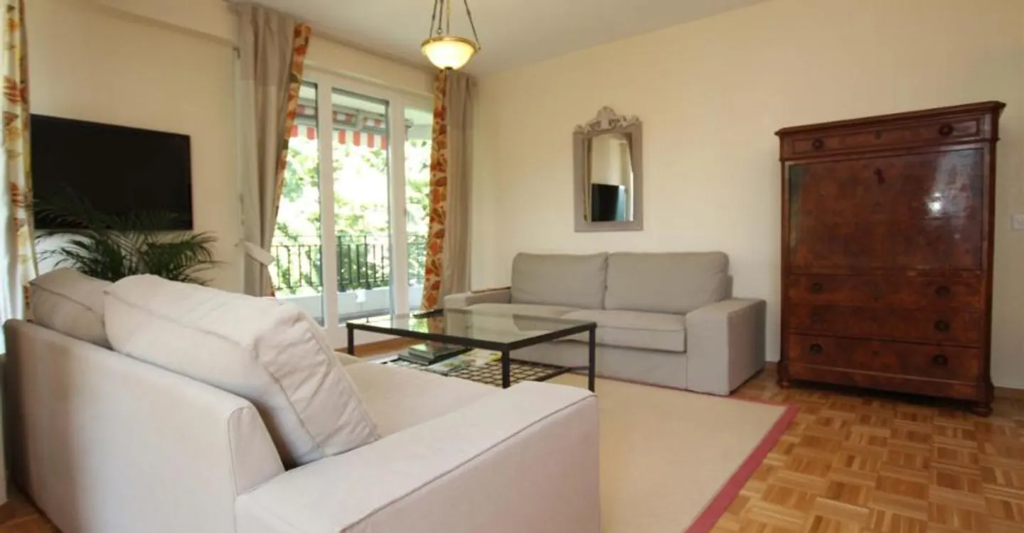 6-Zimmer-Wohnung - Foto 1 von 8