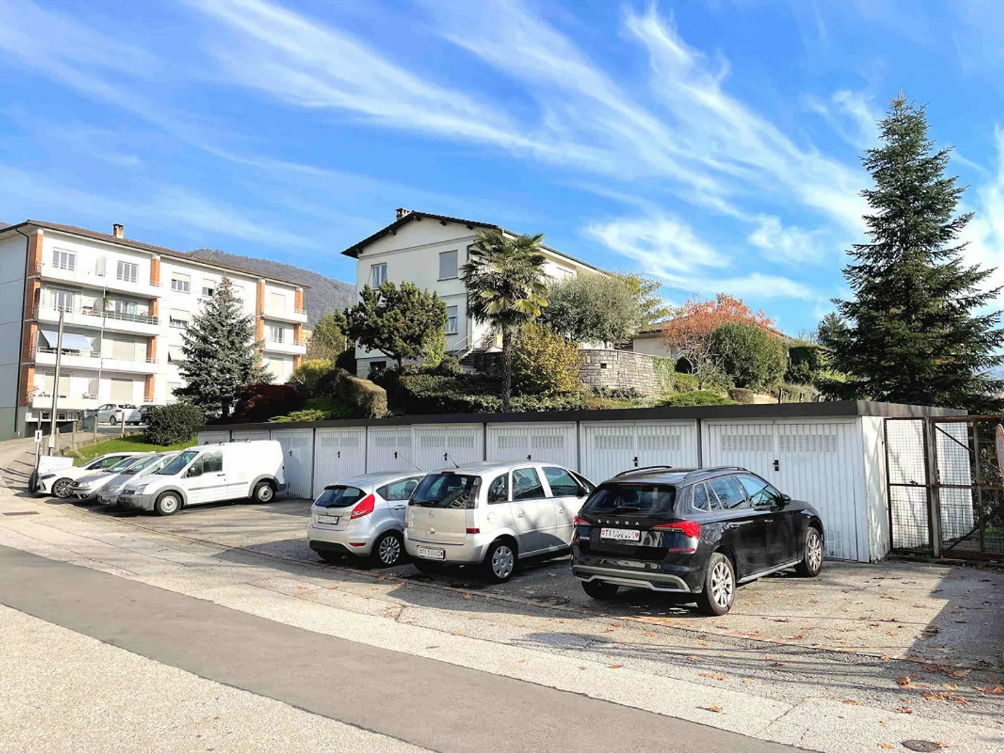 Casa di 2 appartamenti con grande terreno con valide possibilità edifi - Foto 11 di 11
