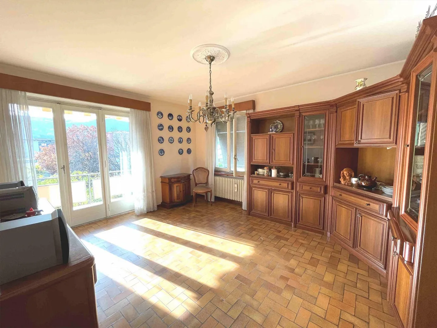 Casa di 2 appartamenti con grande terreno con valide possibilità edifi - Foto 5 di 11