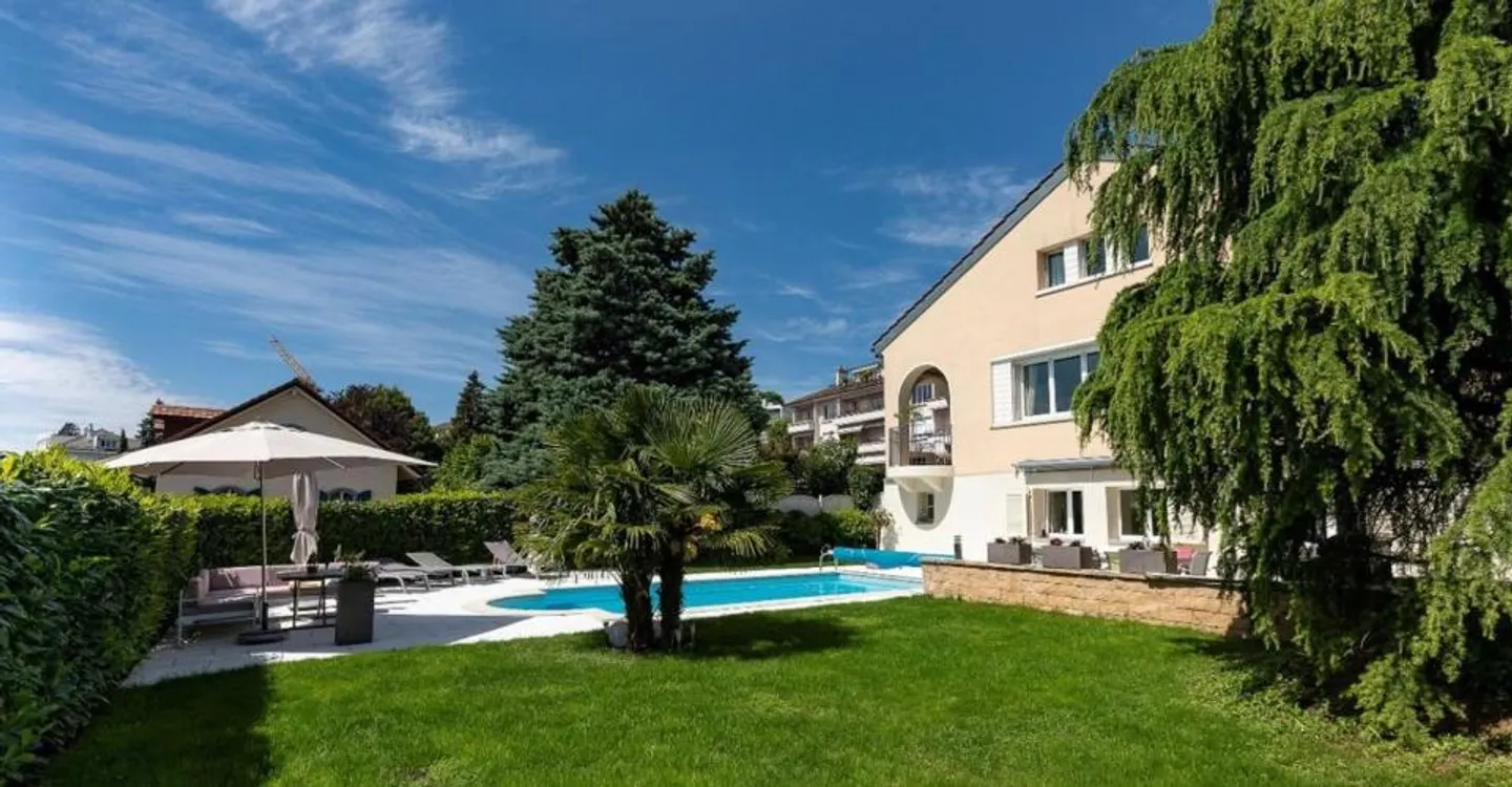 Magnifica proprietà di 8,5 stanze con grande terrazza e giardino - Foto 1 di 10
