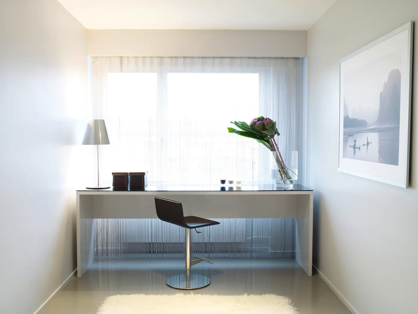 Spacious Apartment with Balcony - Photo 4 of 5