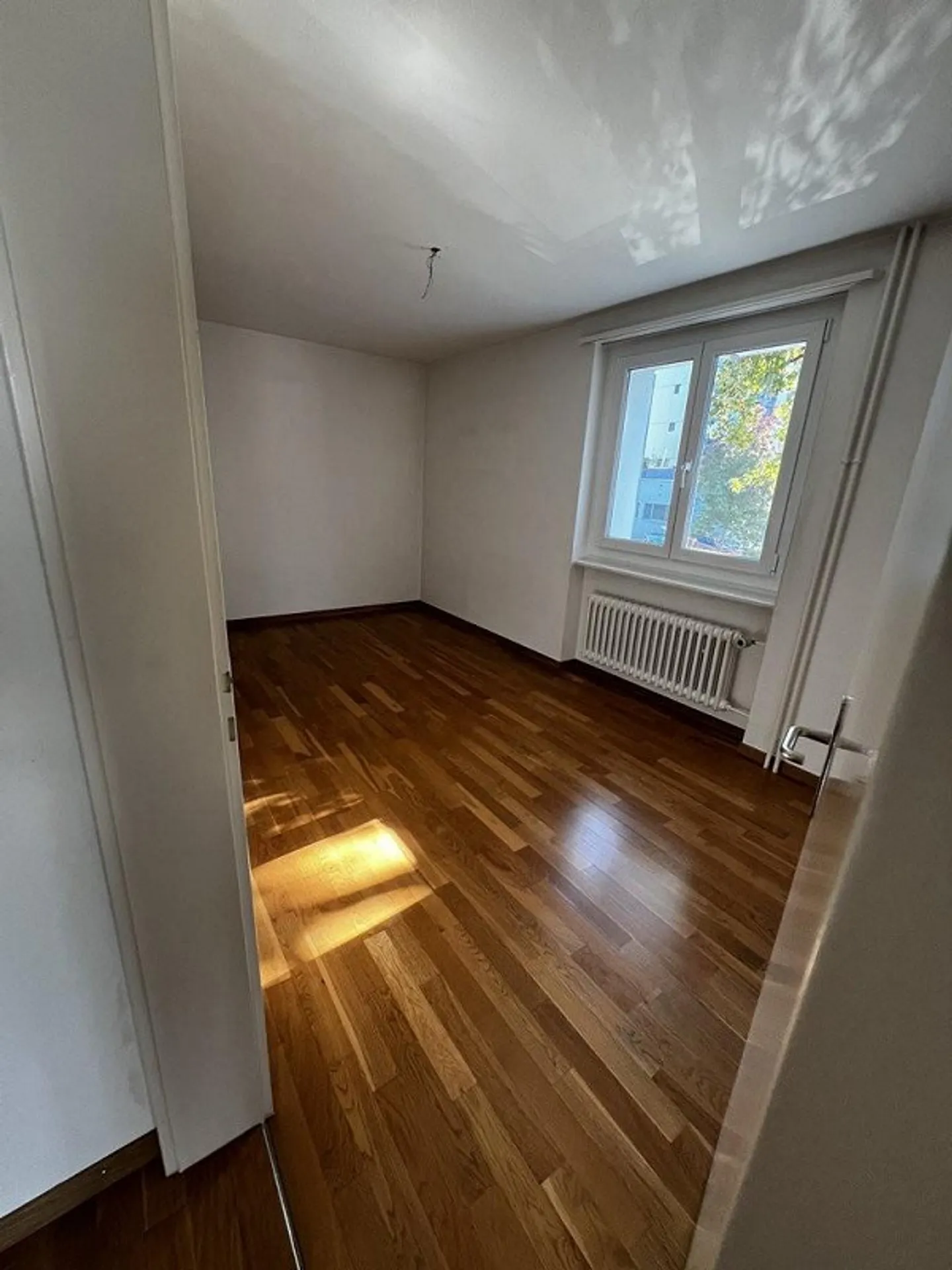 Bright 4-room apartment on the ground floor in Steinhausen - Photo 8 of 10