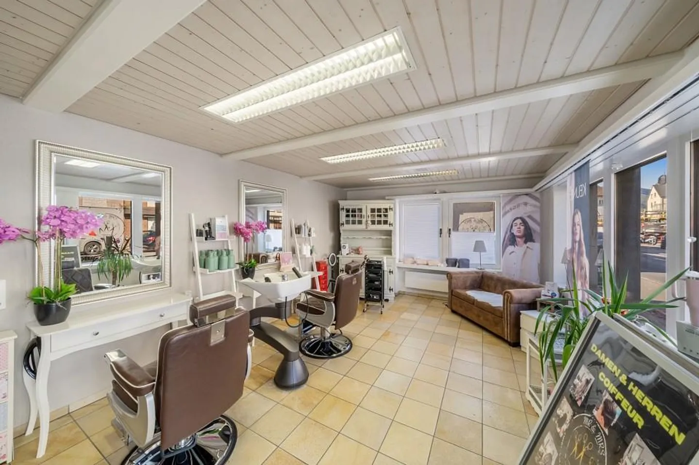 Residential and Commercial Building - Photo 5 of 8