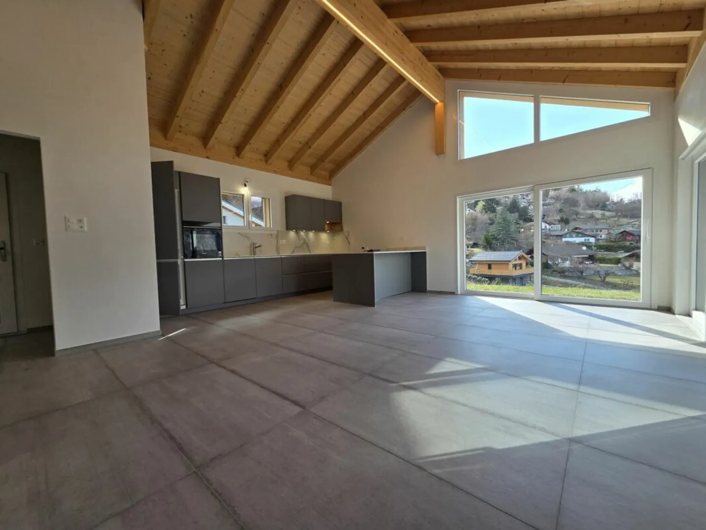 3.5-Zimmer-Einfamilienhaus mit Terrasse und Garage - Foto 2 von 11