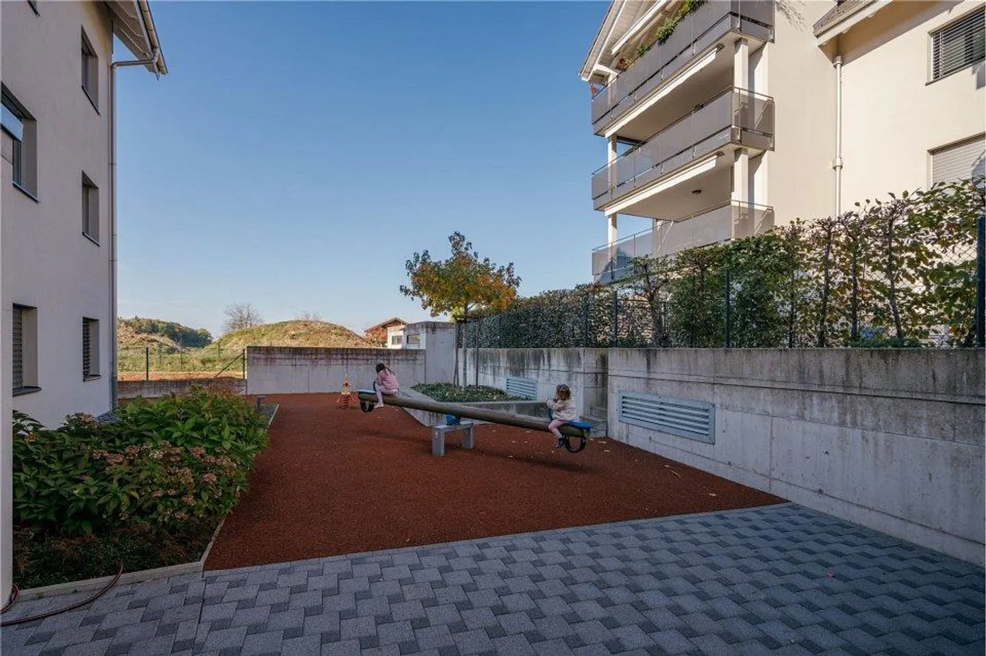 Vivere moderno - circondati dal verde e dalla vastità - Foto 11 di 13