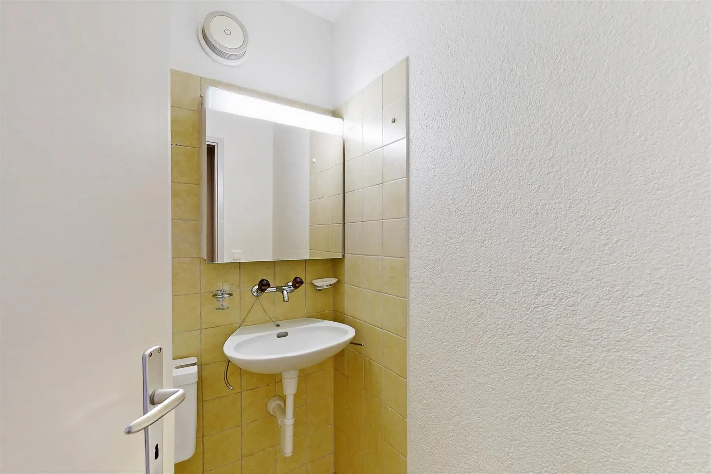 Apartment for rent - Photo 10 of 11