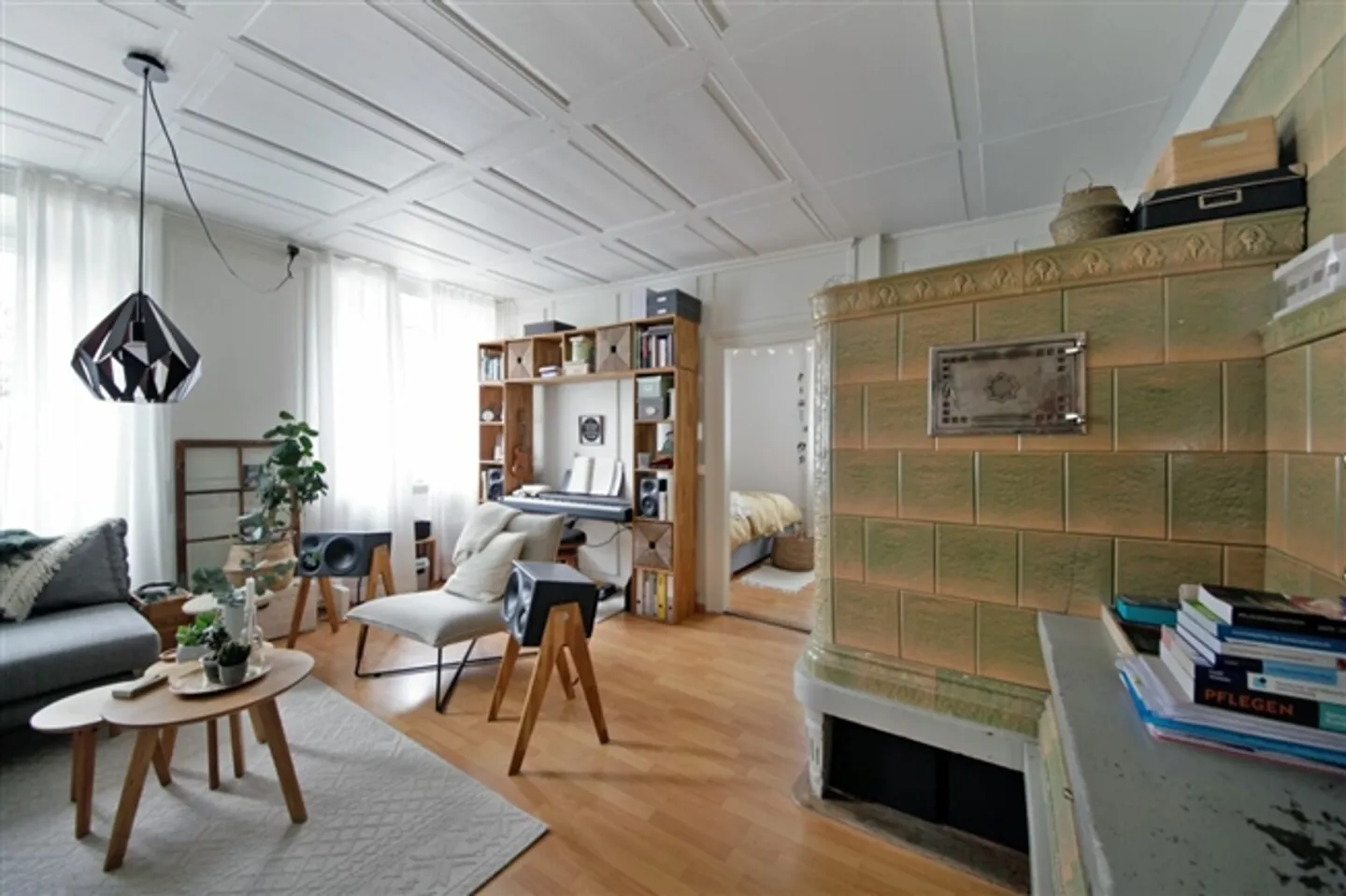 Living in a former farmhouse - Photo 5 of 10