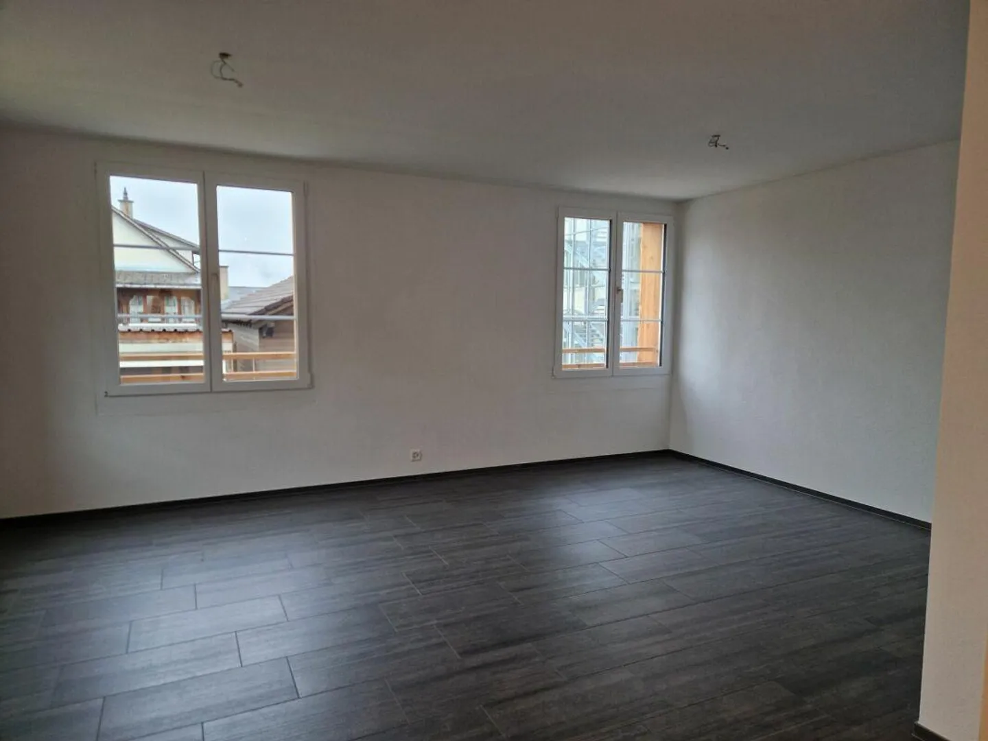 Modern 2.5-room apartment in the picturesque village of Seewis - Photo 5 of 10