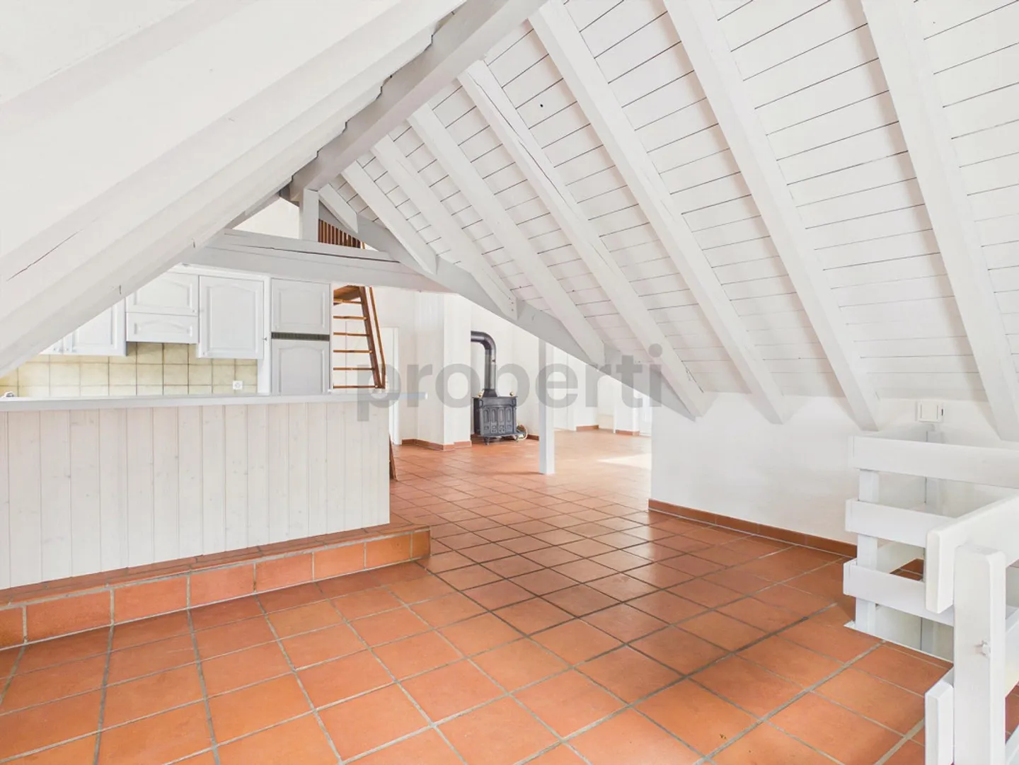 Gemütliche 4.5-Zimmer-Dachwohnung mit Balkon in Beringen - Photo 13 of 16