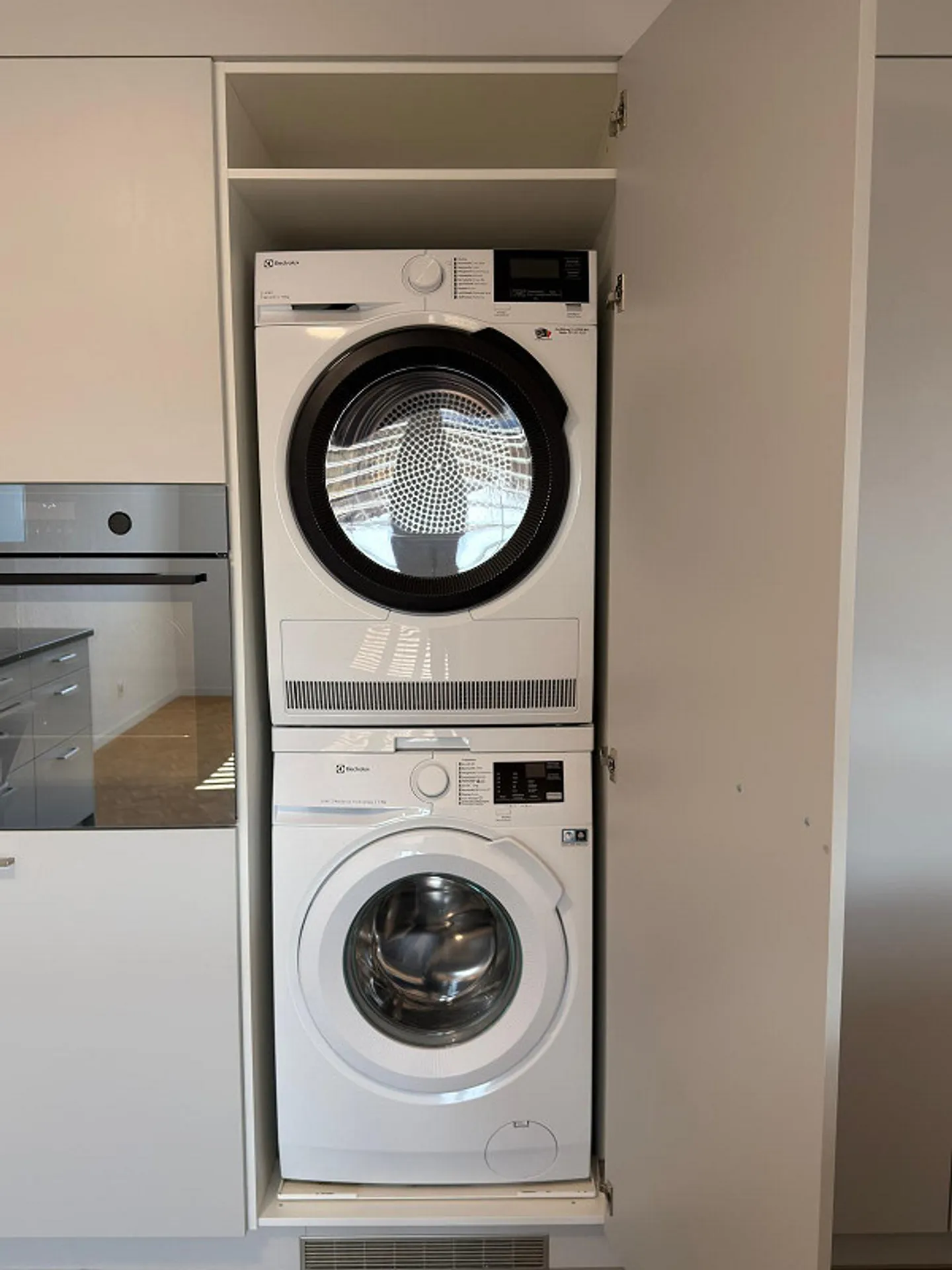 Superbe appartement moderne de 4,5 pièces - Photo 8 sur 12