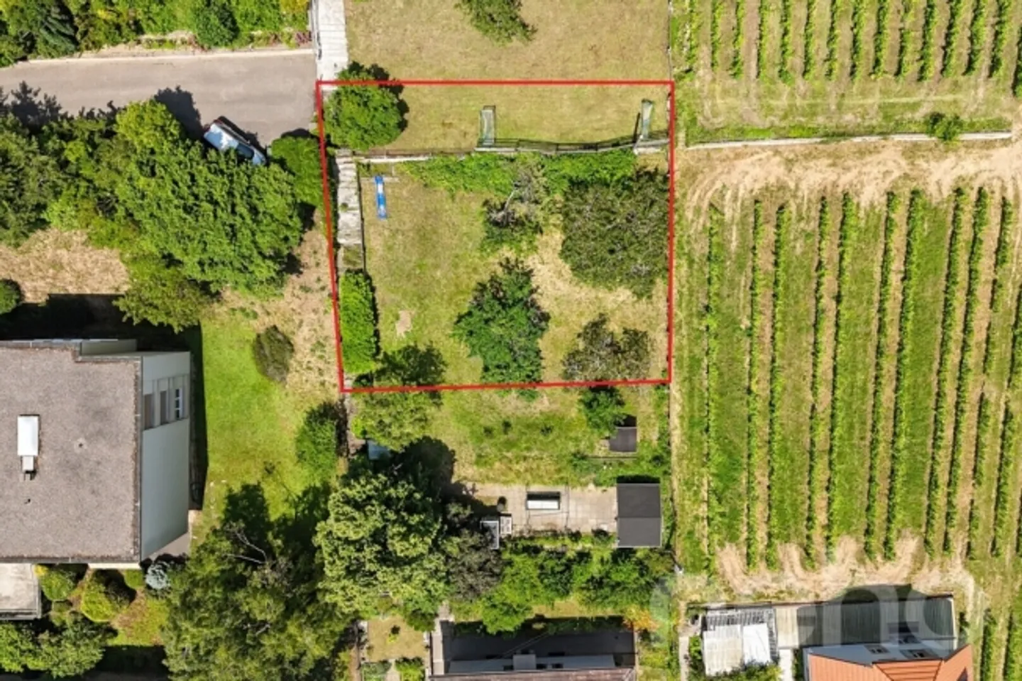 Constructible plot for sale - Photo 1 of 12