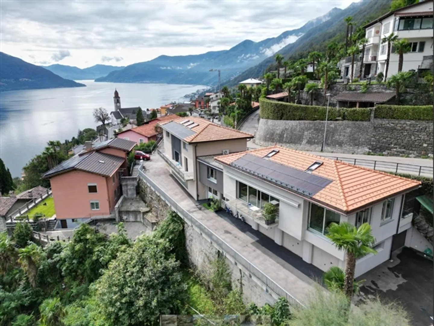«Magnifico appartamento duplex loft con stupenda vista sul lago / herrliche Duplex-Loft mit offener Blick auf den See» - Foto 8 di 10