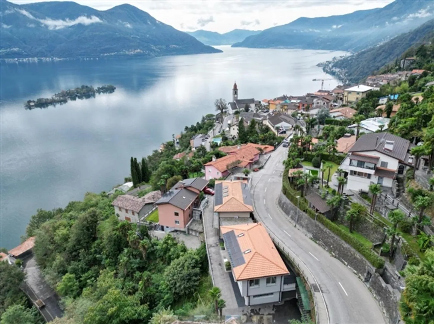«Magnifico appartamento duplex loft con stupenda vista sul lago / herrliche Duplex-Loft mit offener Blick auf den See» - Foto 9 di 10