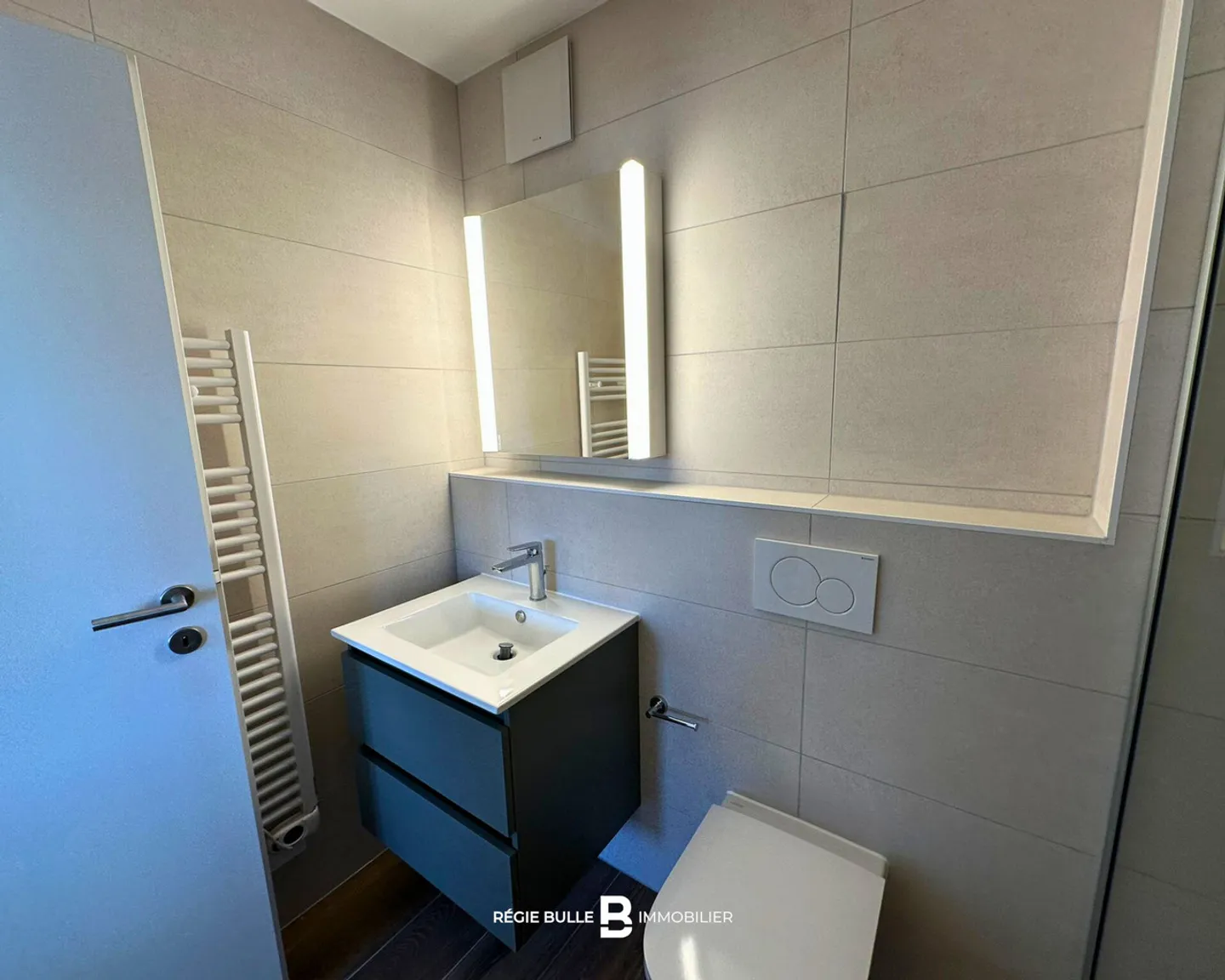 Bulle - Charming renovated 4.5-room apartments - Photo 11 of 12