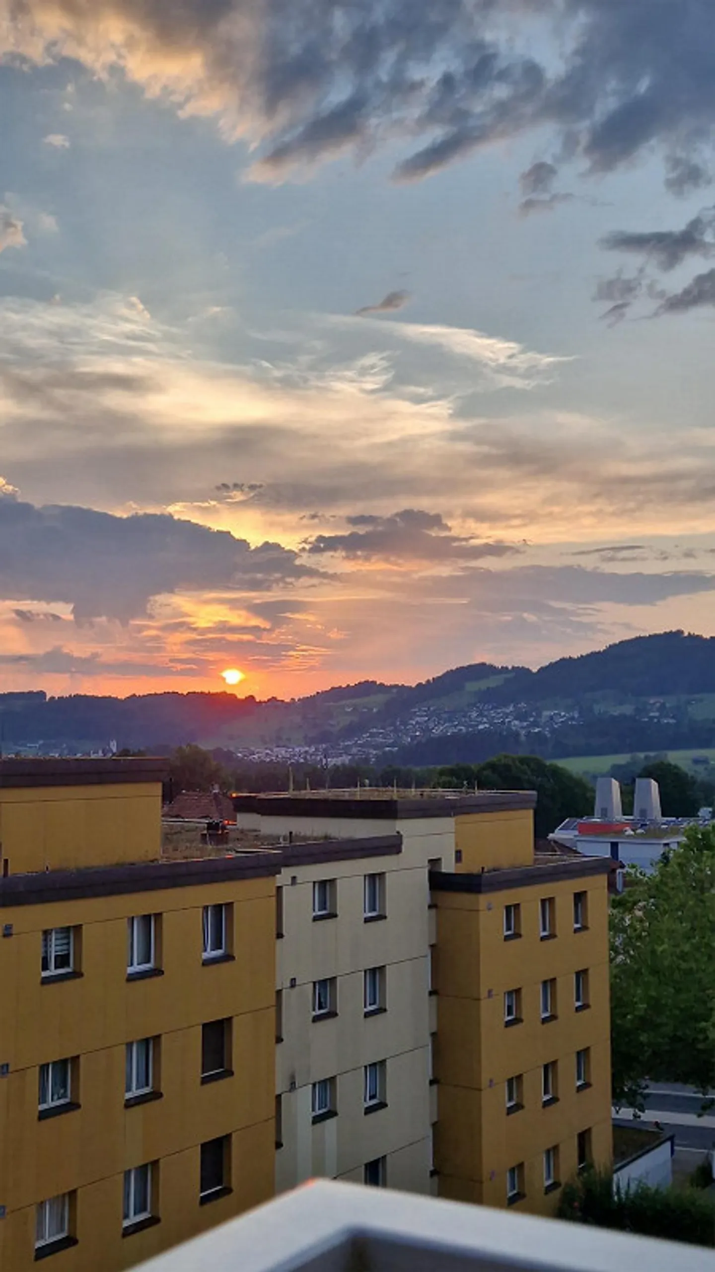 Sunny 4.5-room apartment with balcony in St. Gallen - Photo 9 of 10