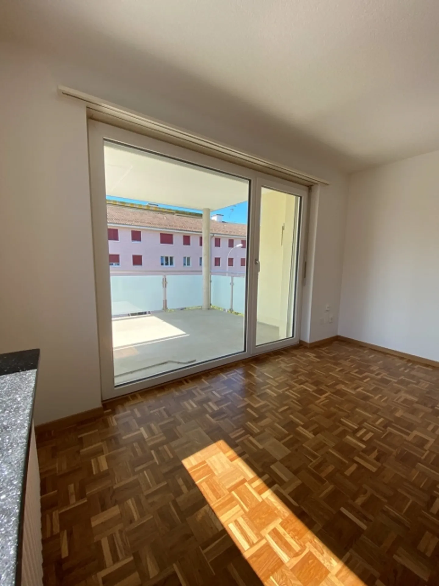 Appartamento ristrutturato di 3,5 locali - Oasi di benessere nel quartiere Mühlematt - Foto 3 di 8