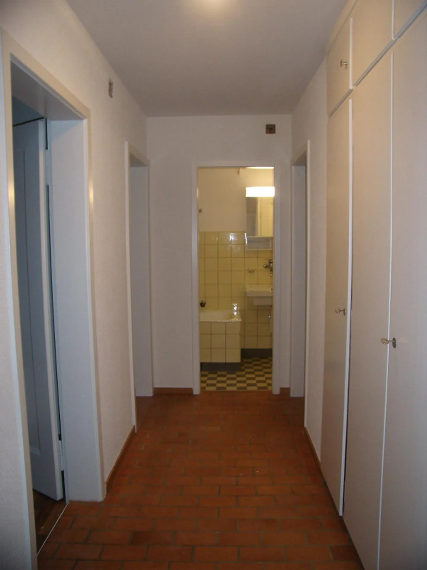 Appartement 3 pièces dans un emplacement central - Photo 6 sur 7
