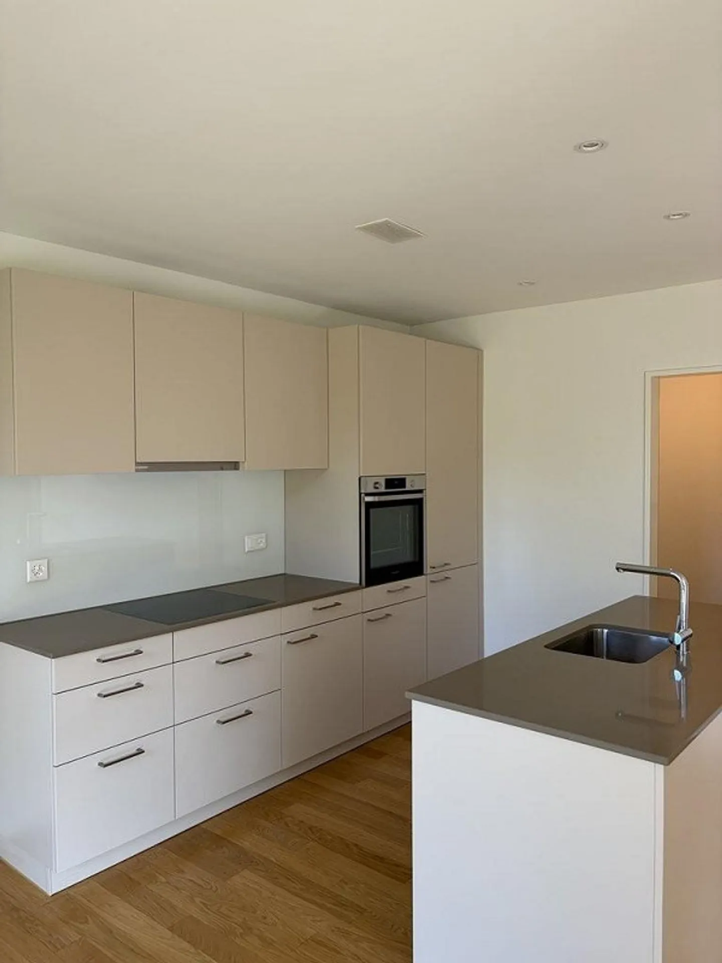 Do you love it spacious? - Photo 5 of 7