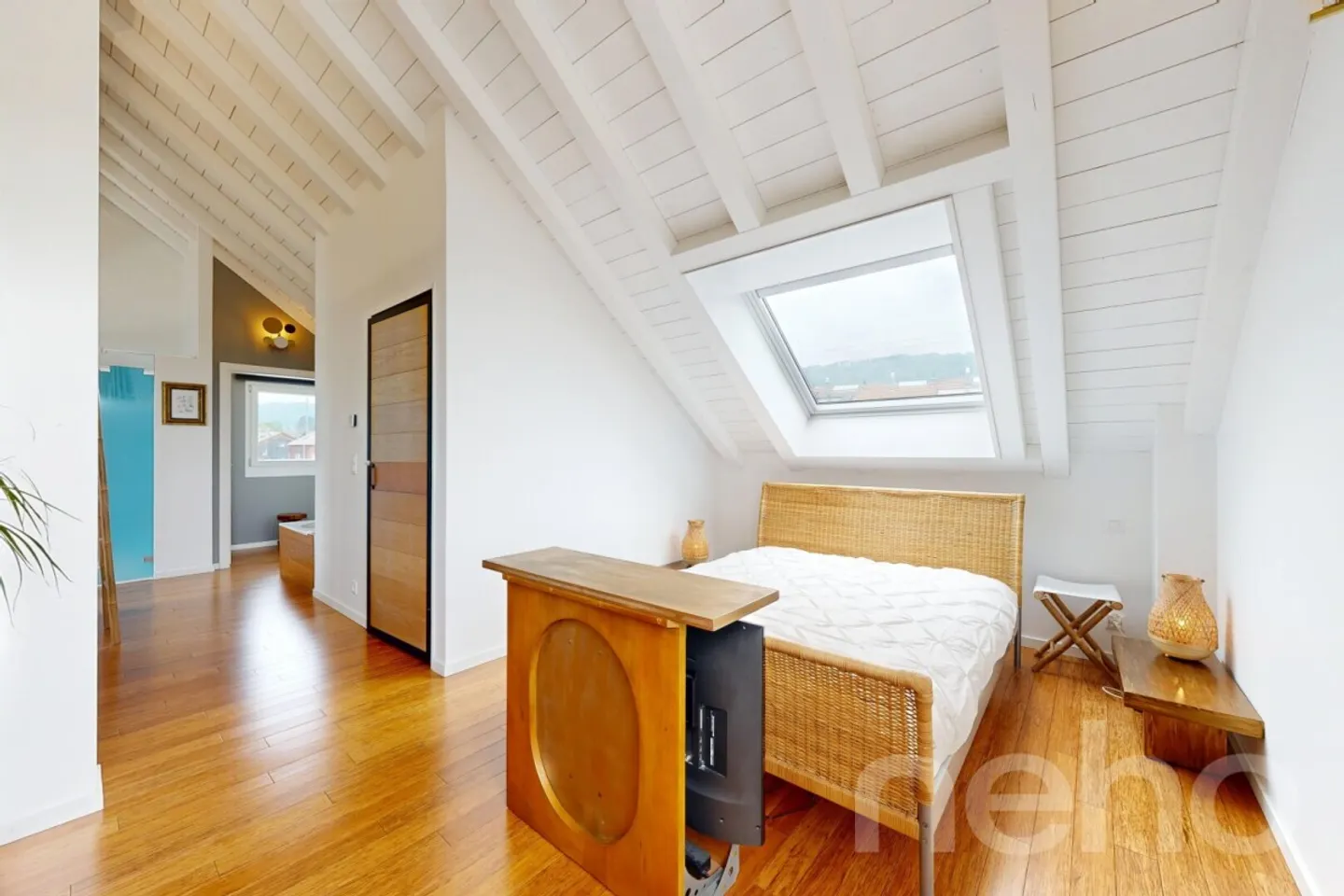 Charming Semi-Detached House - Photo 11 of 13