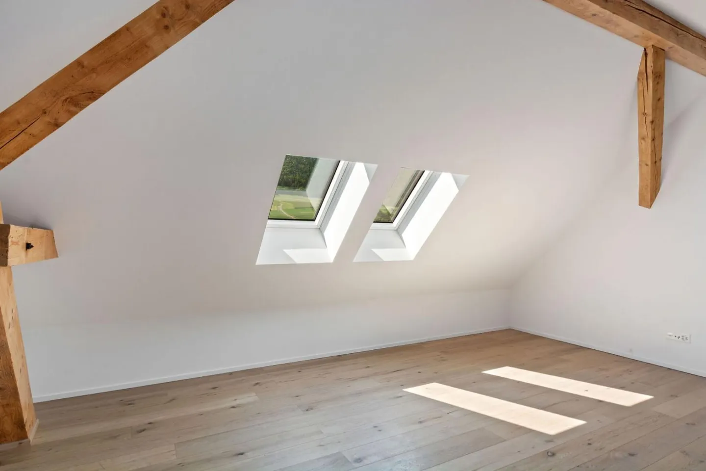 Modern Apartment in Historic Building - Photo 4 of 13