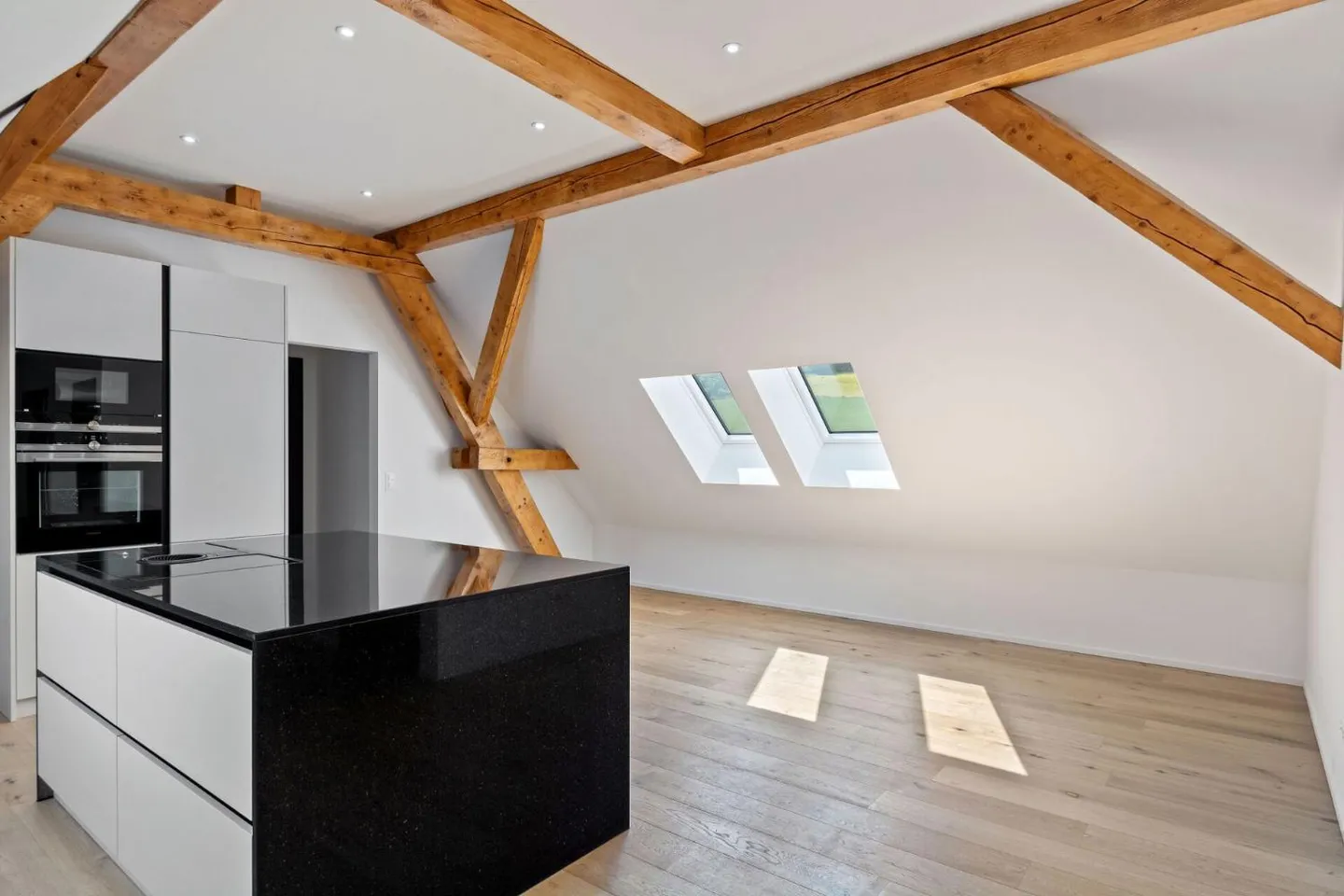 Modern Apartment in Historic Building - Photo 5 of 13