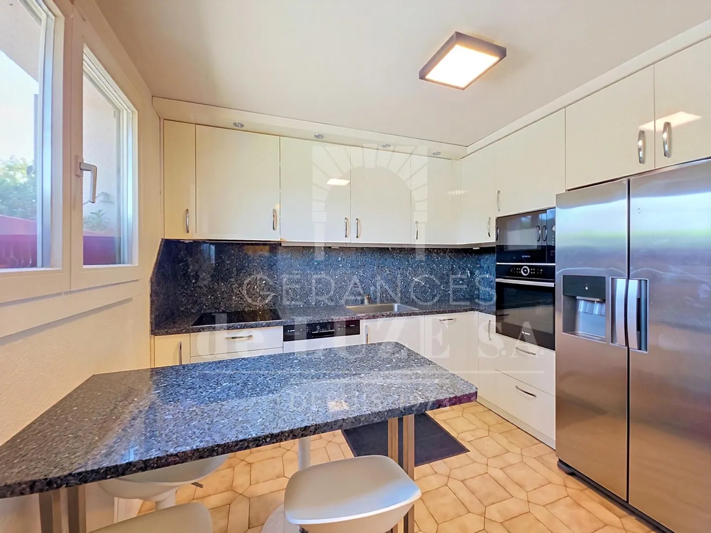 Charming Family Villa in Bellevue - Photo 15 of 29