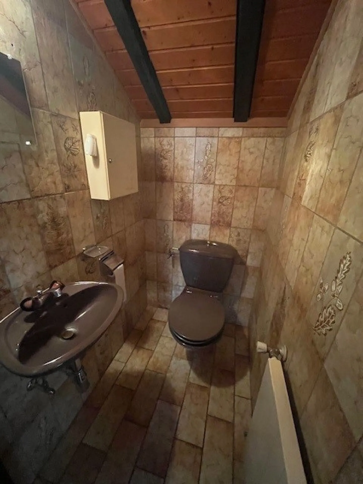 Large 2.5-room apartment close to the train station - Photo 9 of 10