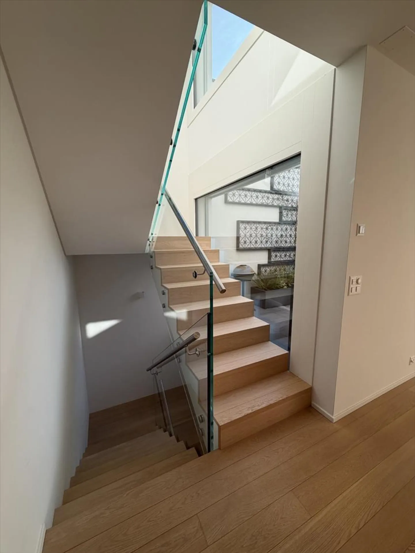 Stepped house for rent - Photo 5 of 11