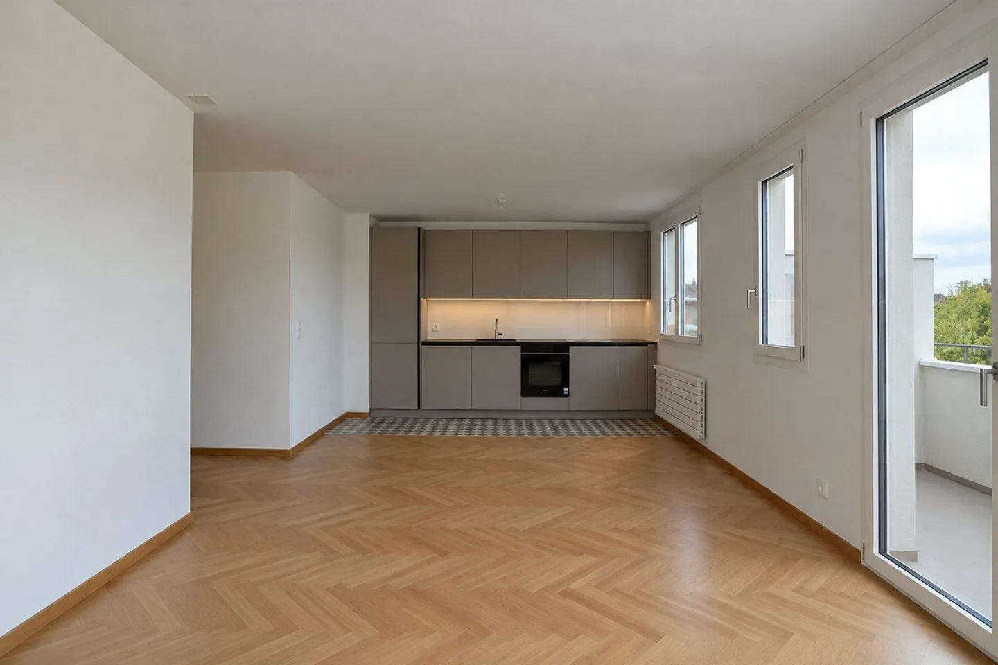 Première location après rénovation complète | Appartement penthouse élégant avec ... - Photo 3 sur 12