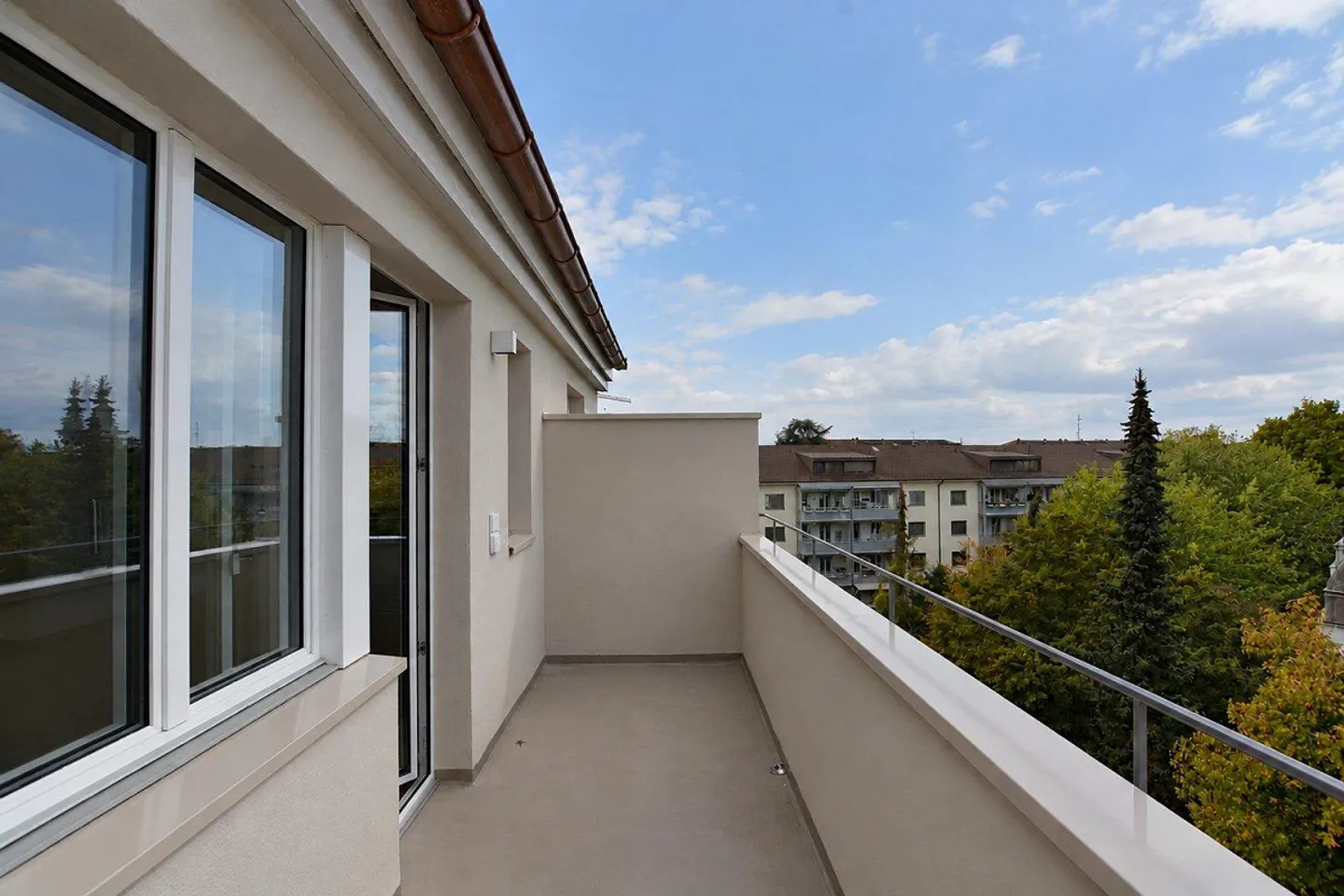 Première location après rénovation complète | Appartement penthouse élégant avec ... - Photo 10 sur 12