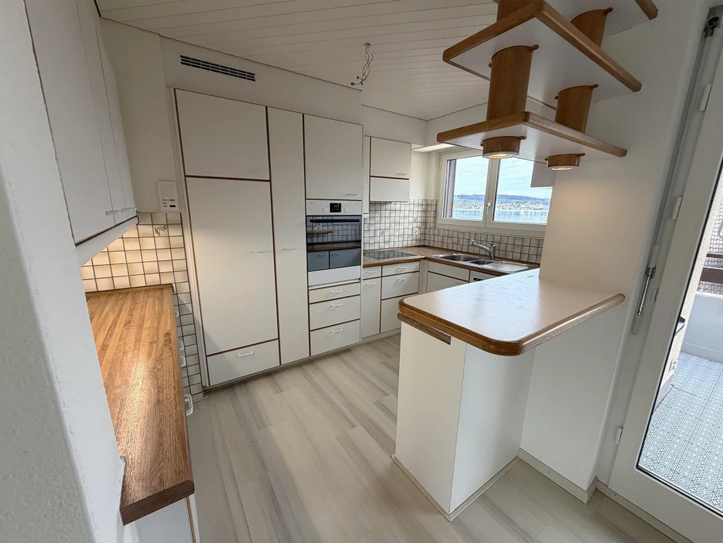Charmante Maisonette mit Seesicht im Herzen des Dorfes - Photo 3 of 13