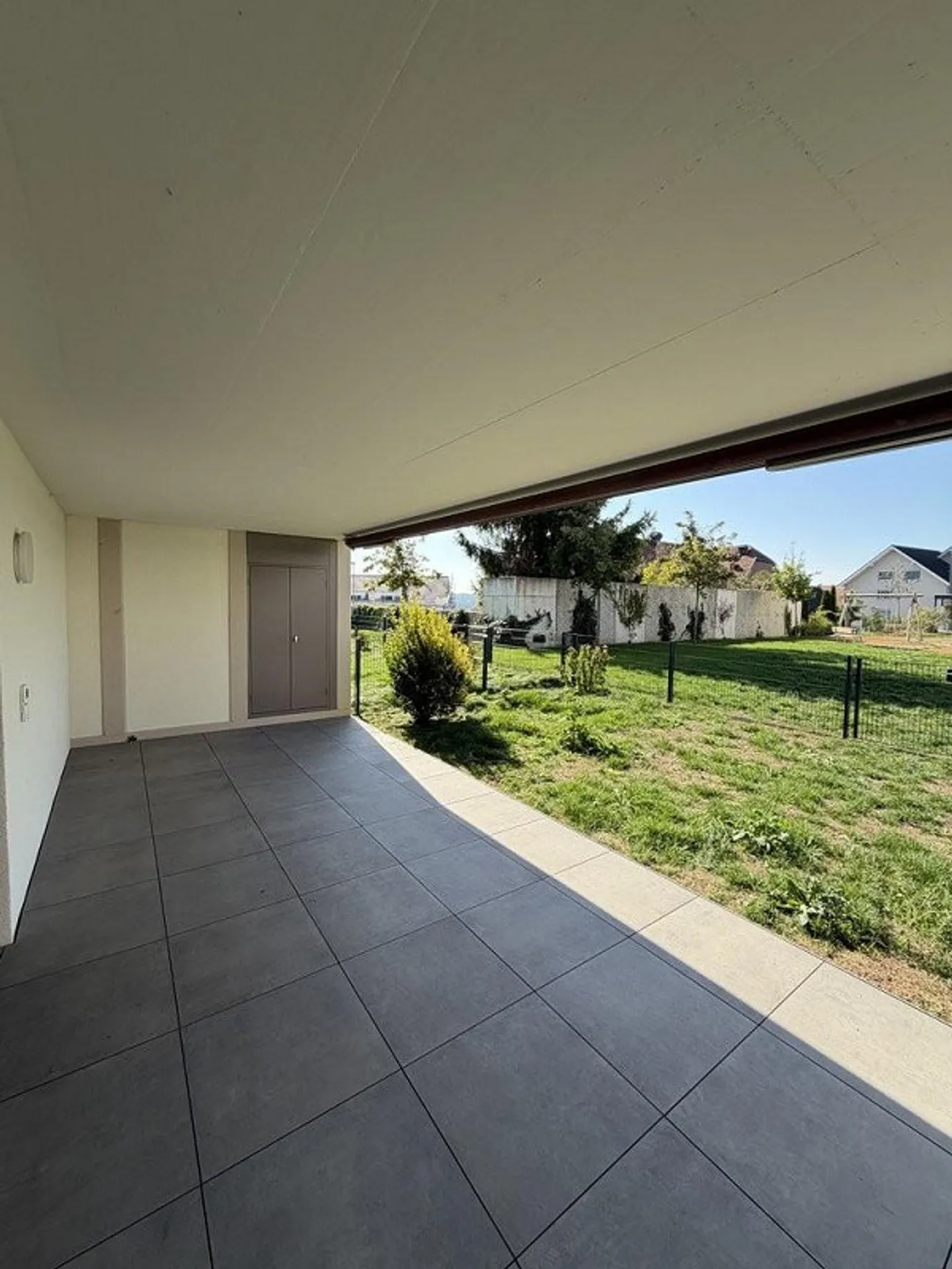 Charming 3.5-room apartment with garden seating area in Oberbipp - Photo 8 of 8