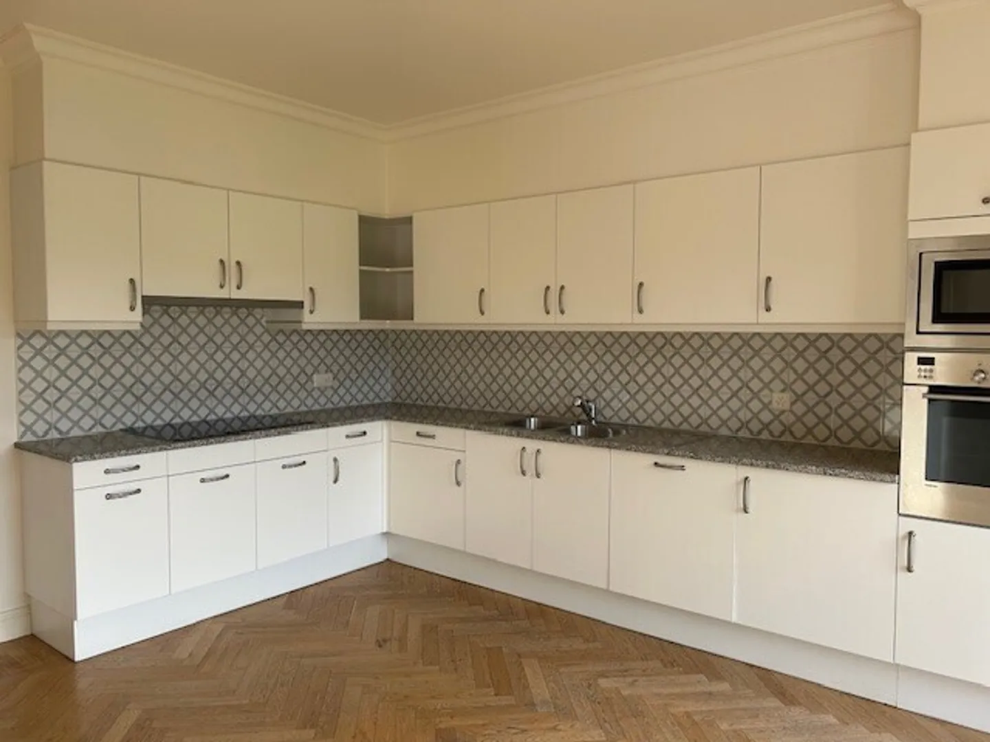 Appartamento in affitto - Foto 4 di 13