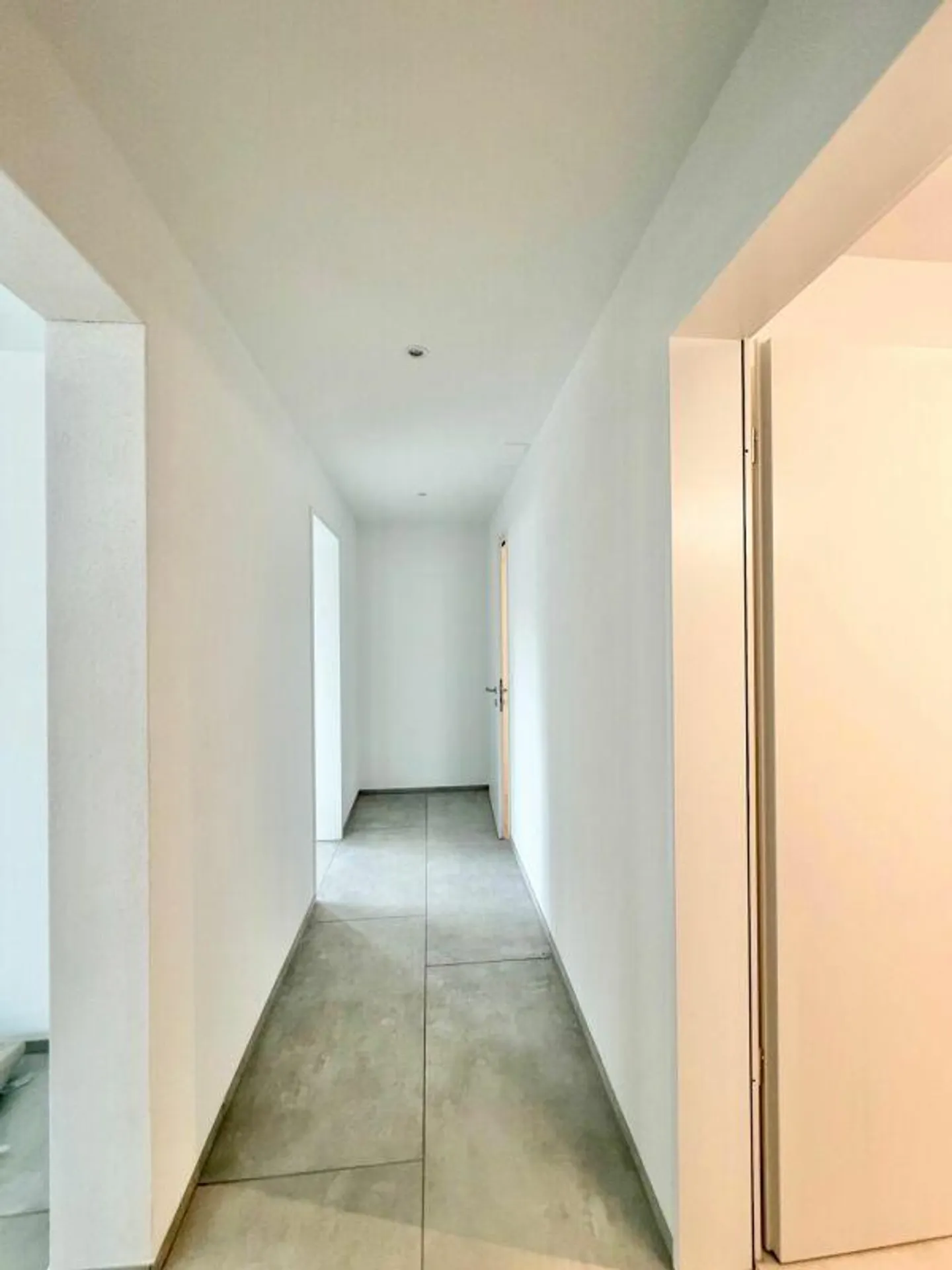 Première occupation Appartement exclusif de 2,5 pièces à louer - Photo 8 sur 9
