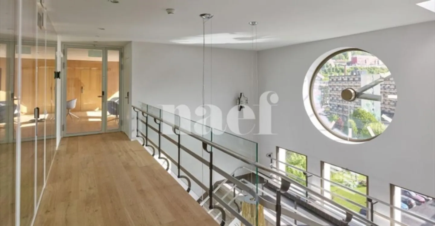 Bureau à louer - Photo 1 sur 12