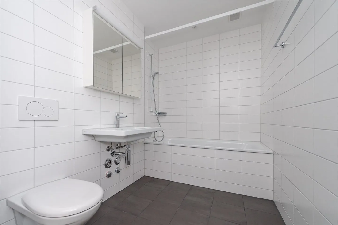 Emplacement merveilleusement calme et vue sur le vert - Photo 4 sur 6