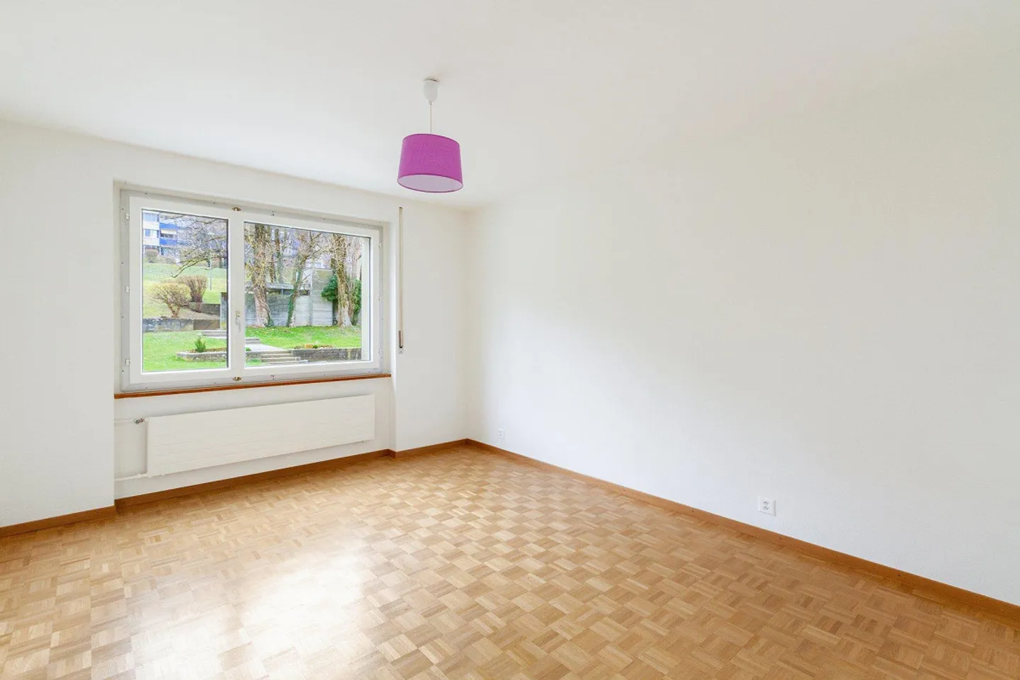 Accommodation with a splendid view of the city of Fribourg - Photo 7 of 9