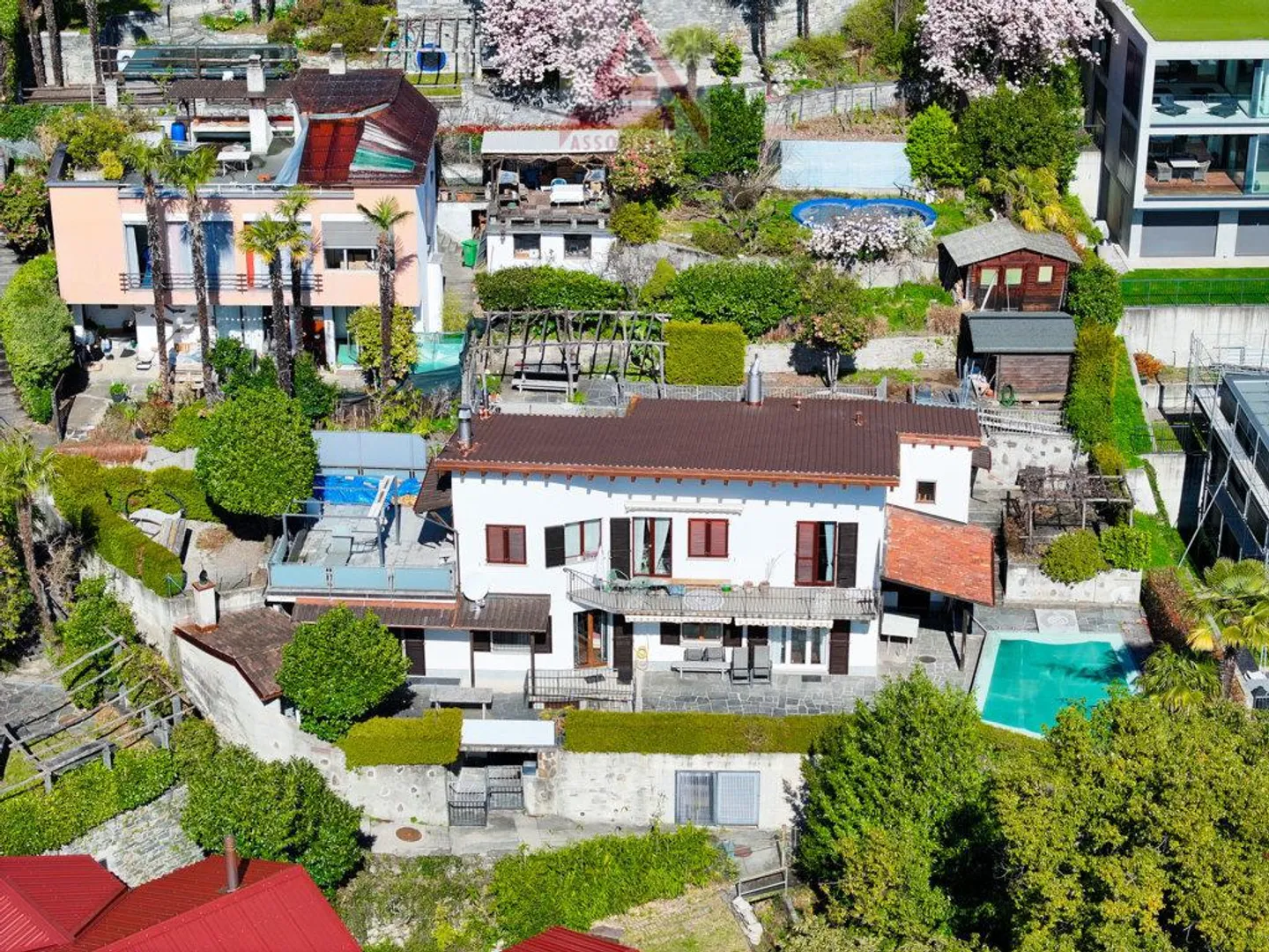 Zweifamilienhaus mit Pool - Foto 6 von 7