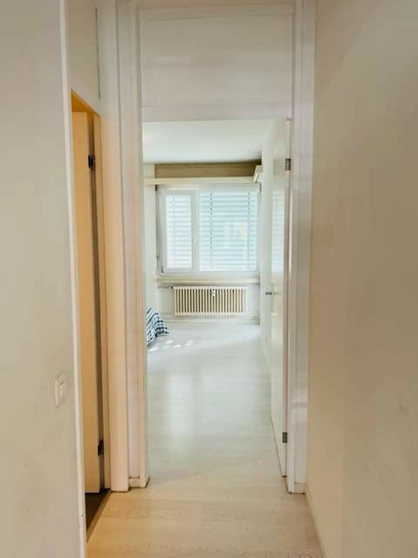 Appartement confortable de 4,5 pièces avec jardin - Photo 6 sur 13