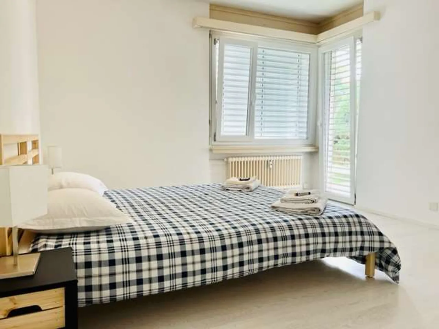 Appartement confortable de 4,5 pièces avec jardin - Photo 7 sur 13