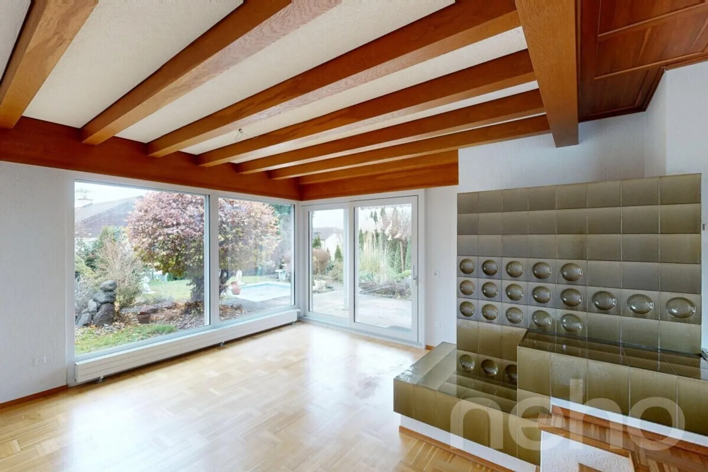 Ampia casa unifamiliare di 6,5 stanze con terreno di 1111 m2 - Foto 2 di 12