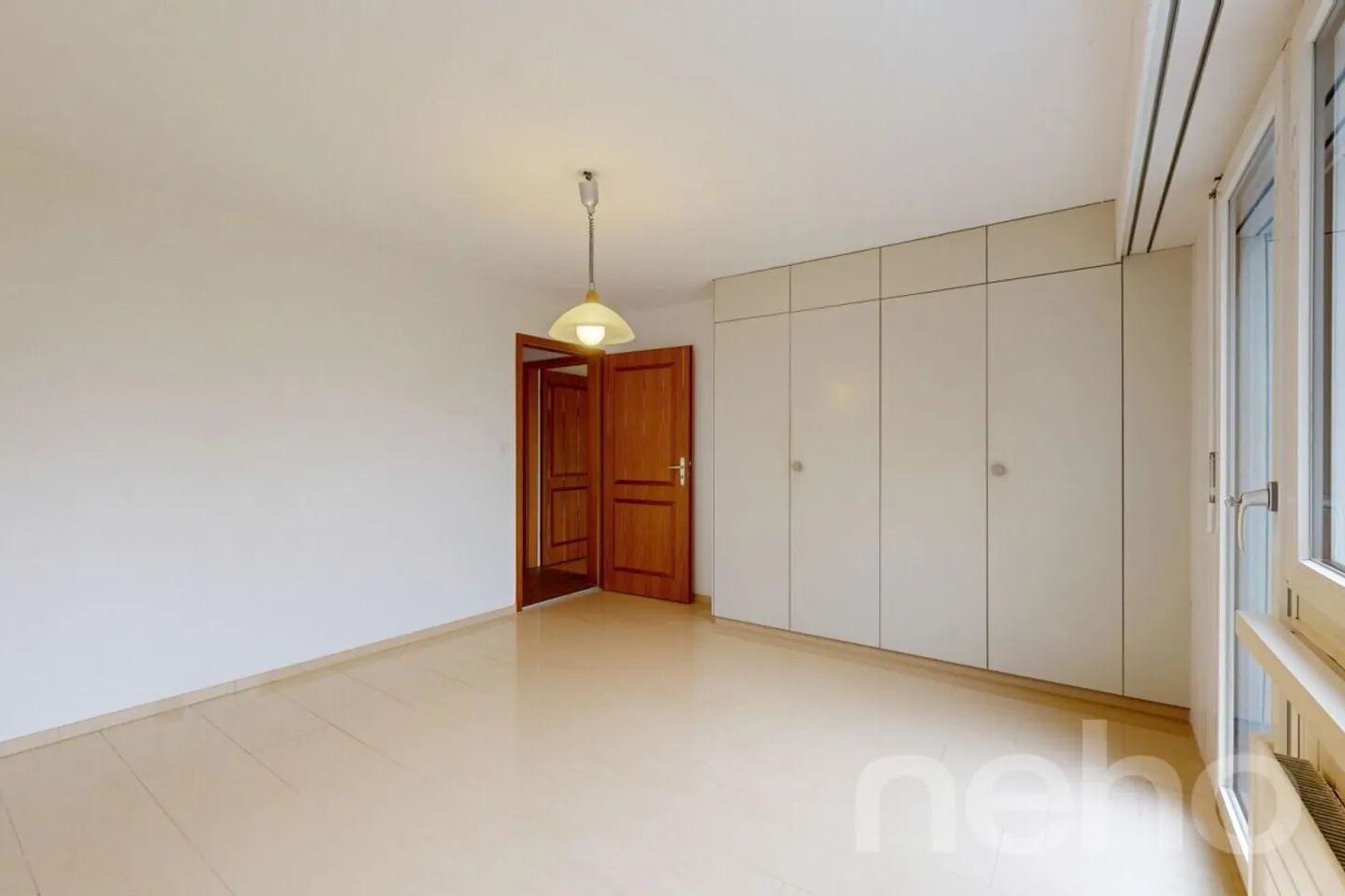 Ampia casa unifamiliare di 6,5 stanze con terreno di 1111 m2 - Foto 8 di 12