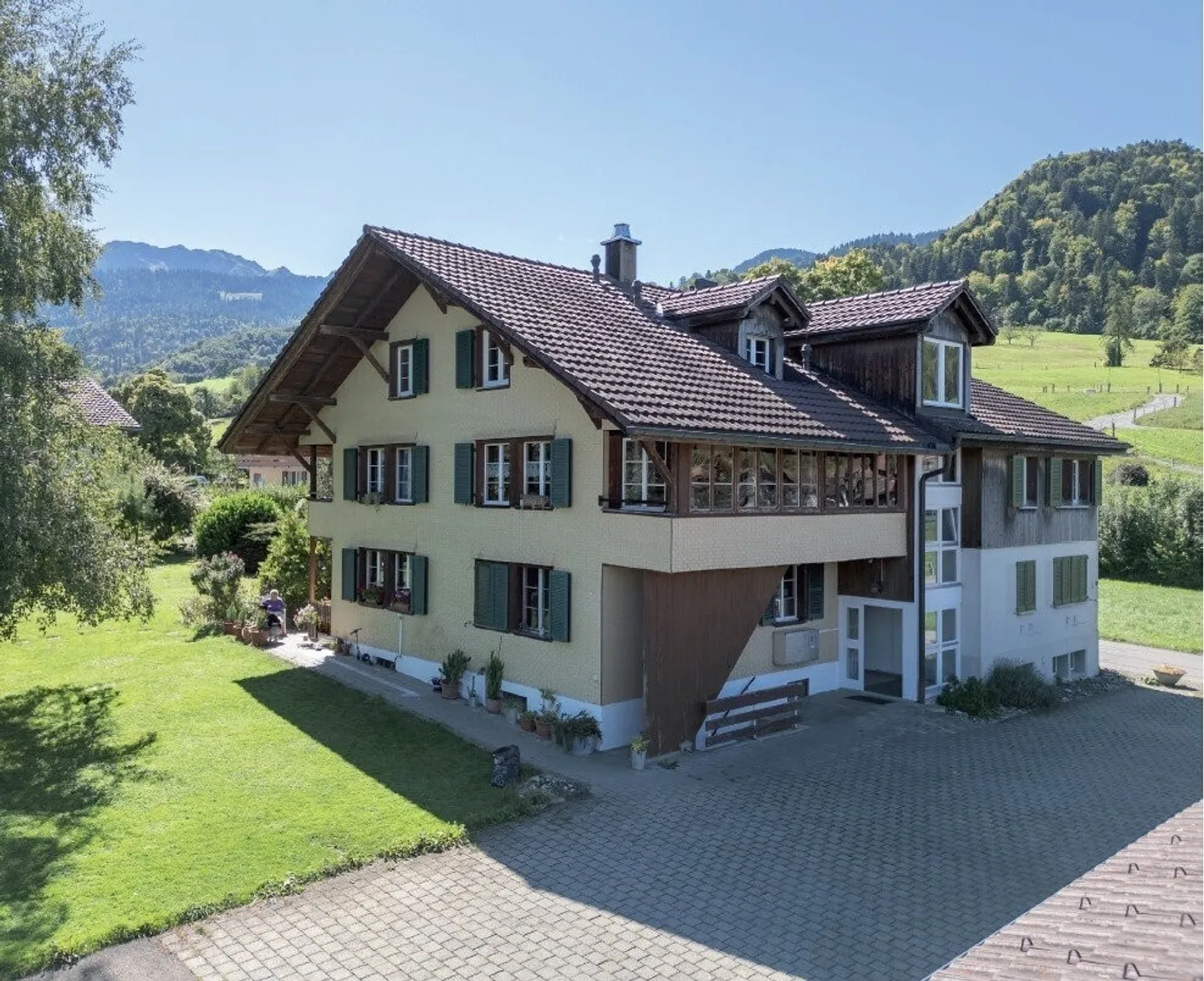 Heimelige 4.5- Zimmerwohnung in ruhiger Umgebung - Foto 1 von 10