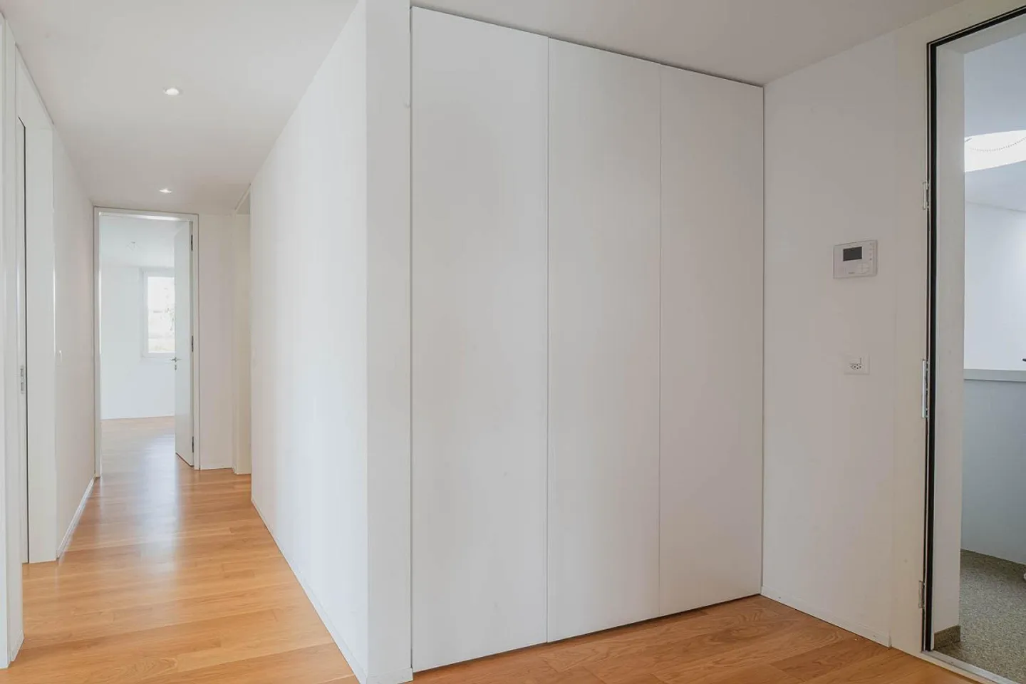 Beautiful and bright 4.5 room apartment for rent in Kloten - Photo 11 of 12