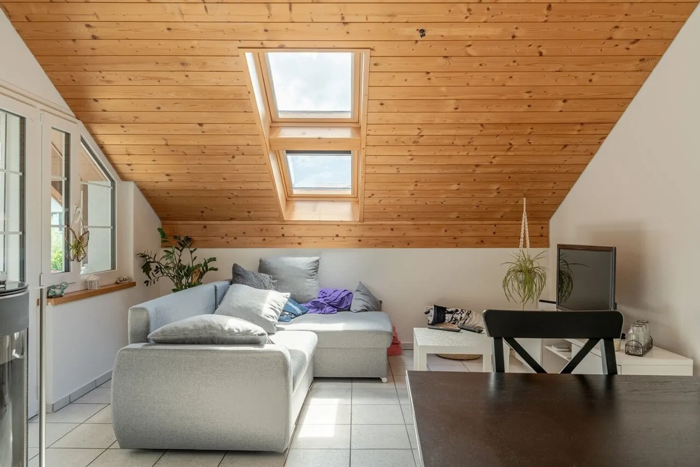 Heimelige 4.5- Zimmerwohnung in ruhiger Umgebung - Foto 5 von 10