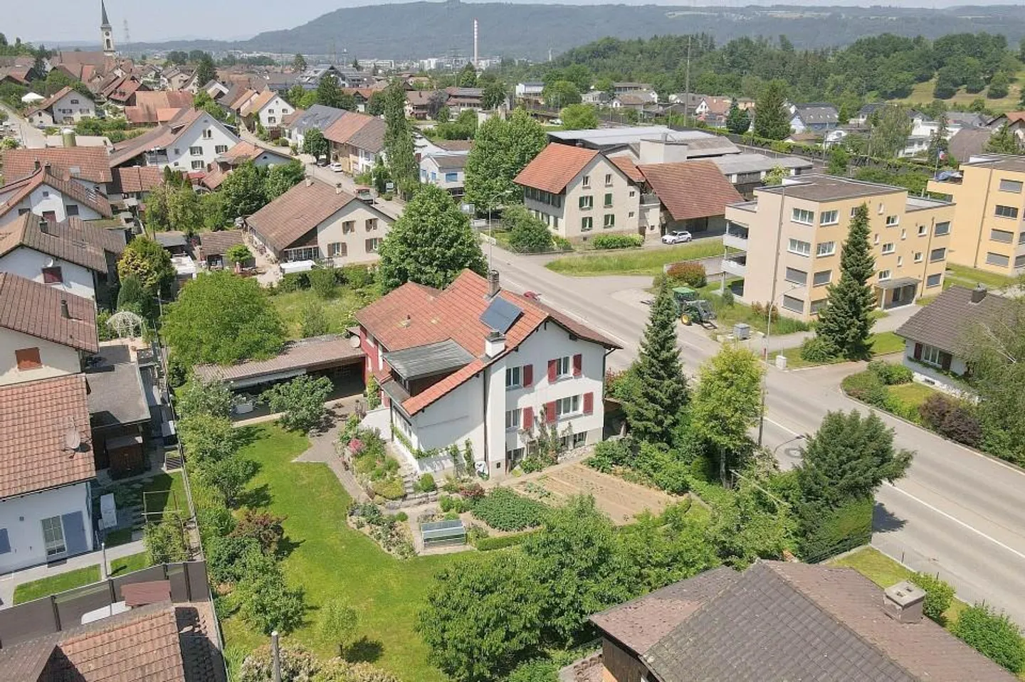 Geräumiges Familienhaus mit Garten - Foto 10 von 13