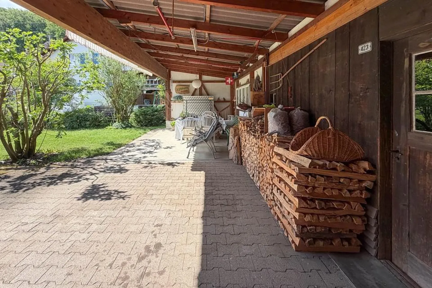 Geräumiges Familienhaus mit Garten - Foto 11 von 13