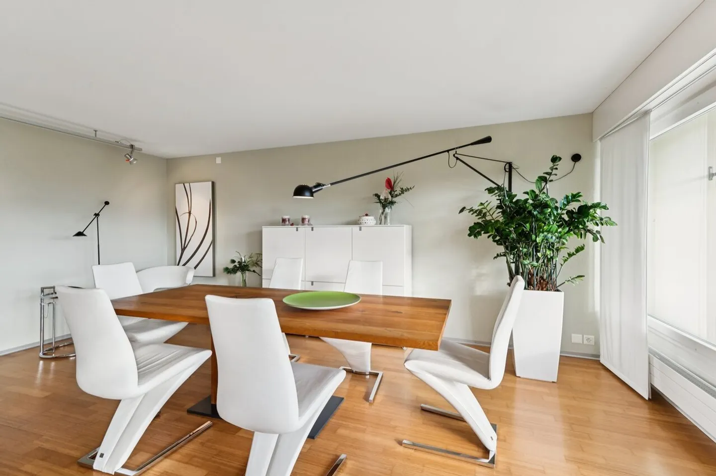 Here, living becomes an experience! - Photo 3 of 10