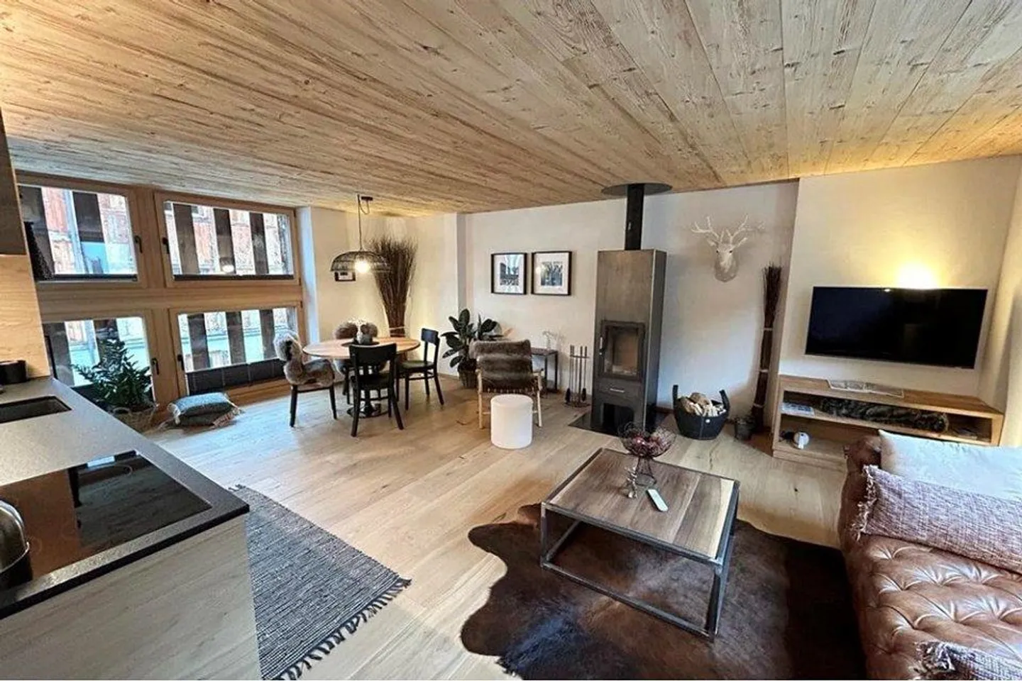 Rental 2.5-room goat stable in Goms - Photo 4 of 13