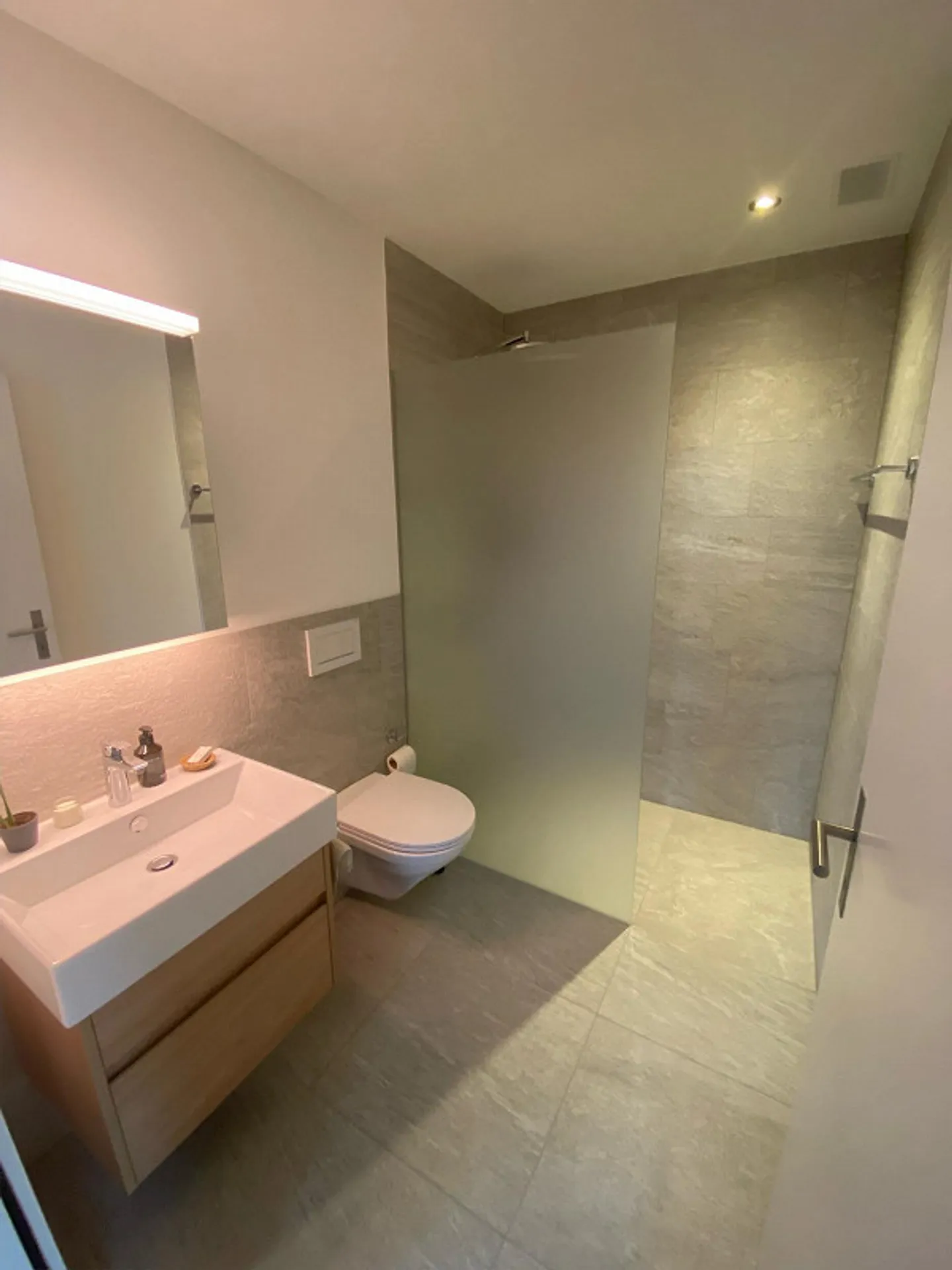 Exklusive Wohnung mit Terrasse - Foto 6 von 8